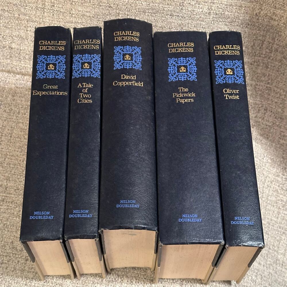 Lot Charles Dickens Oliver Twist Great Expectations David Copperfield Pickerwick